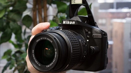4 máy ảnh DSLR entry-level tốt nhất năm 2016