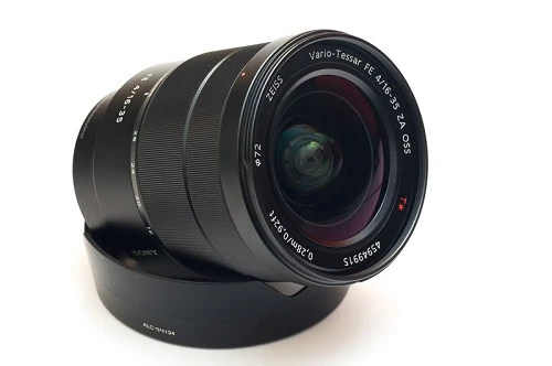 Những ống kính góc rộng kháng thời tiết dành cho máy ảnh mirrorless