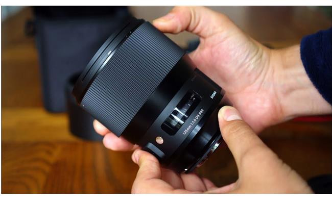 Ống Kính Sigma 135mm f/1.8 DG HSM Art for Canon