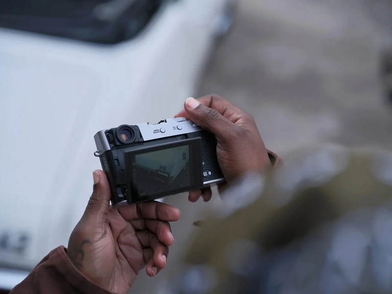 Thiết kế hoài cổ đậm chất riêng trên Fujifilm X100VI