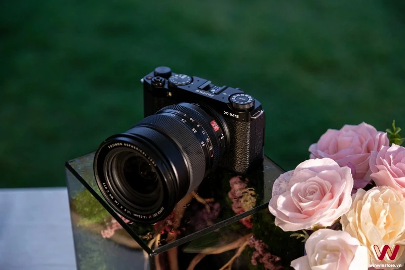 Lựa chọn ống kính độ khẩu cố định lớn như F/2.8