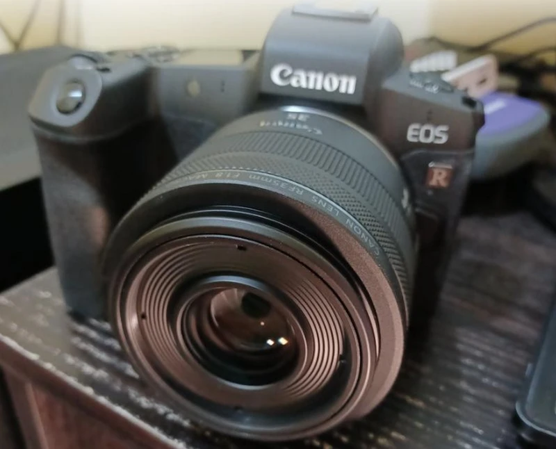Canon RF 35 1.8 tái hiện hình ảnh với độ chân thực cao
