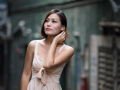 4 ống kính chụp chân dung tốt nhất dành cho máy ảnh không gương lật