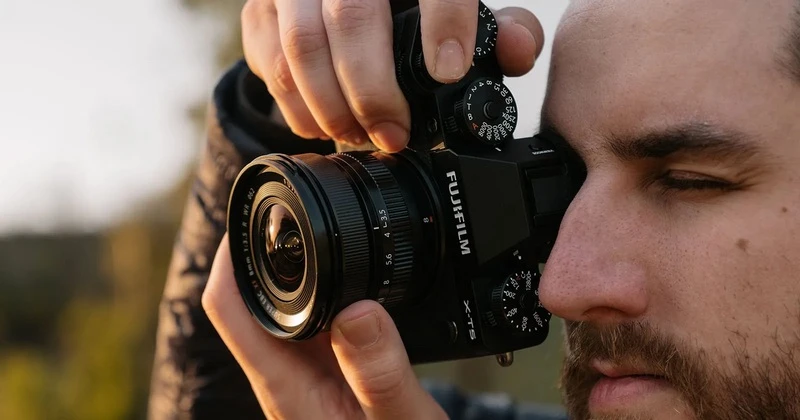 XF 8mm F3.5 R WR tái hiện không gian kiến trúc hiện đại