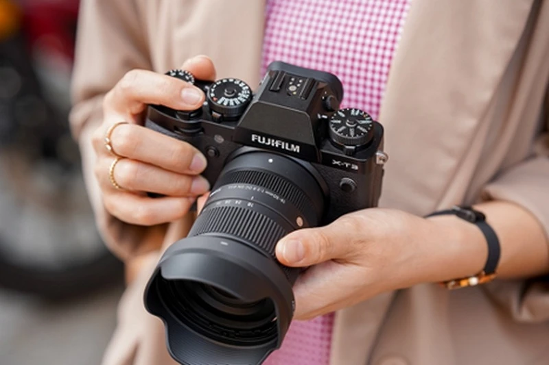 So sánh sigma 18-50 và XF 16-55 II - Lựa chọn phù hợp với nhu cầu
