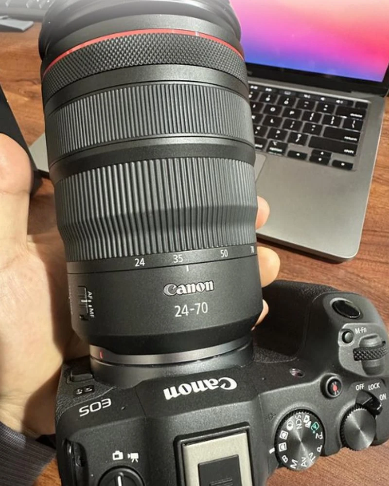 Canon RF 24-70 f/2.8 sở hữu cấu trúc quang học cao cấp