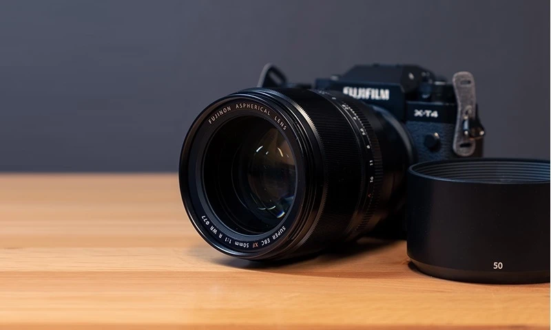 Ống kính XF 50mm f/1.0 nổi bật với khẩu độ siêu lớn