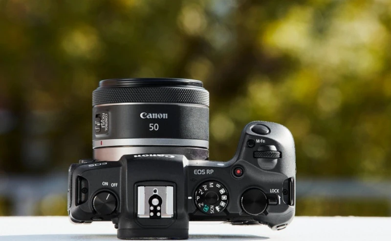 Canon RF 50mm f/1.8 STM mở ra những khung hình nghệ thuật